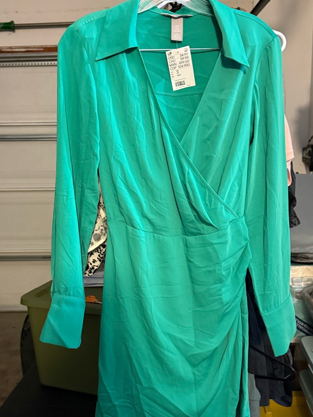 NWT H&M Emerald Green Satin Collared Wrap Mini Dress Long Sleeve Size XS